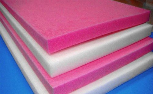 冷链物流中的缓冲保护材料:冷冻环境下通渭珍珠棉的应用解析 冷链物流中的缓冲保护材料:冷冻环境下通渭珍珠棉的应用解析